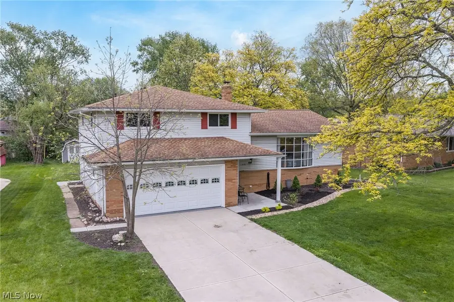 5609 Pinnacle Park Drive, Seven Hills, OH 44131 - #2