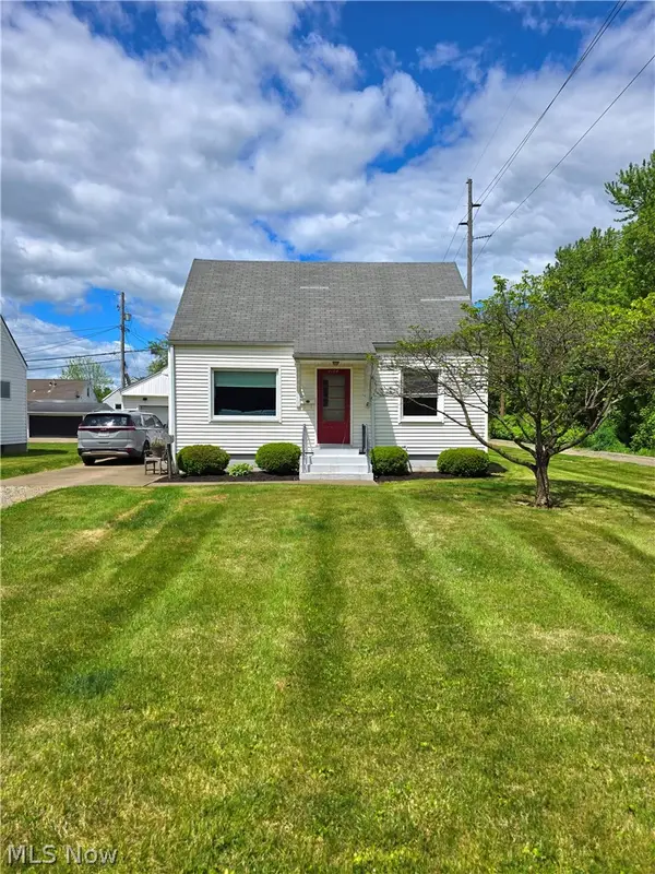 1104 Cassingham Avenue, Coshocton, OH 43812
