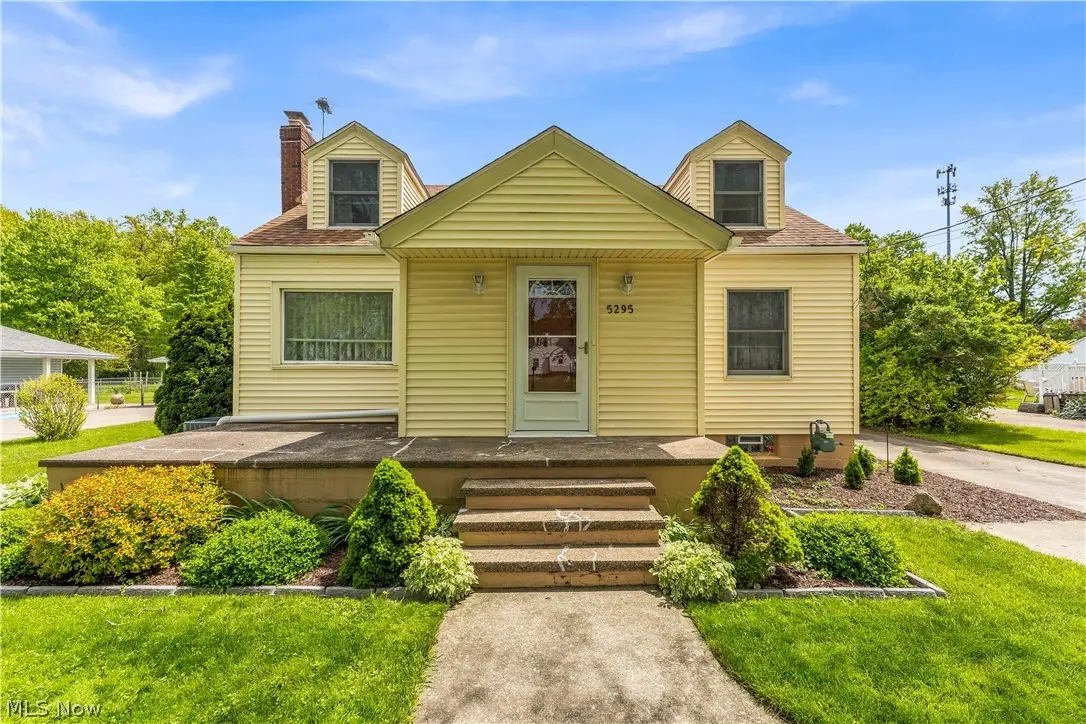 5295 Broadway, Lorain, OH 44052 - #1