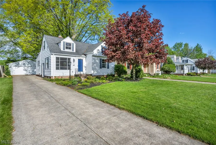 7198 Greenleaf Avenue, Parma, OH 44130 - #2