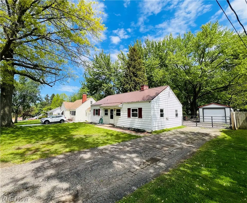 5854 Knollwood Drive, Ashtabula, OH 44004 - #1