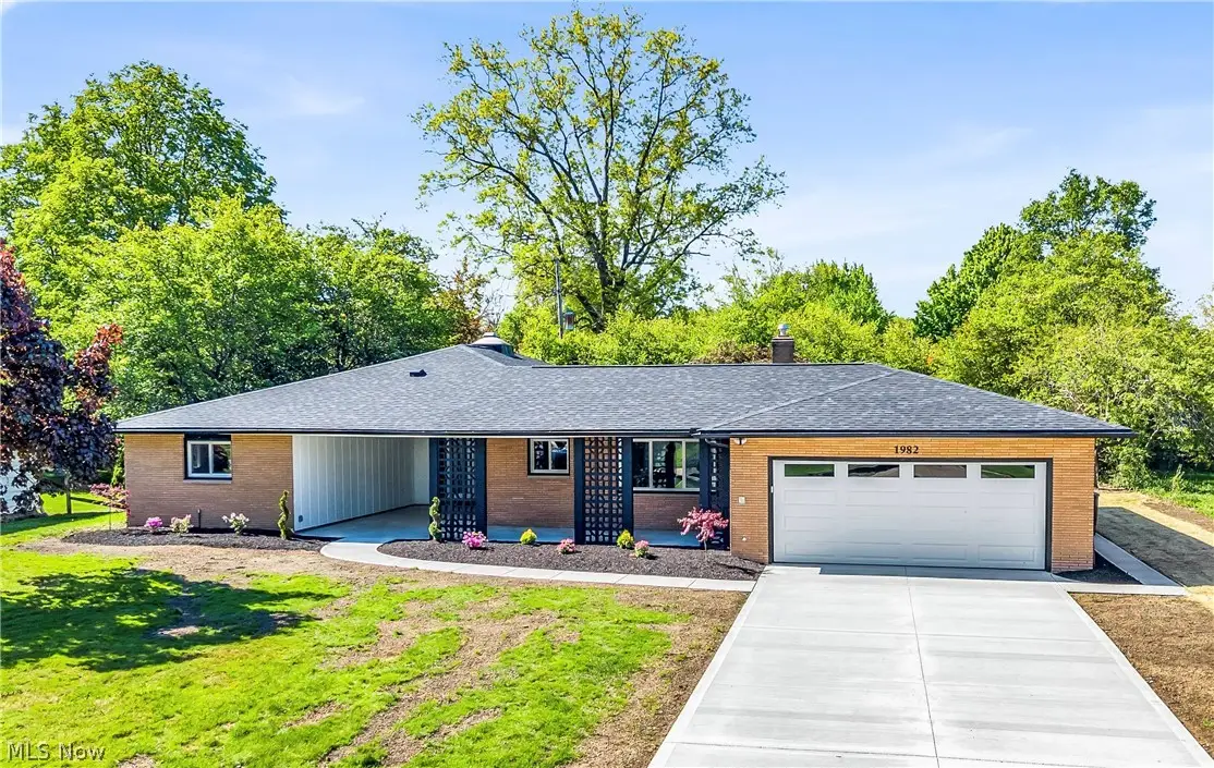 1982 Edenhall Drive, Lyndhurst, OH 44124 - #1