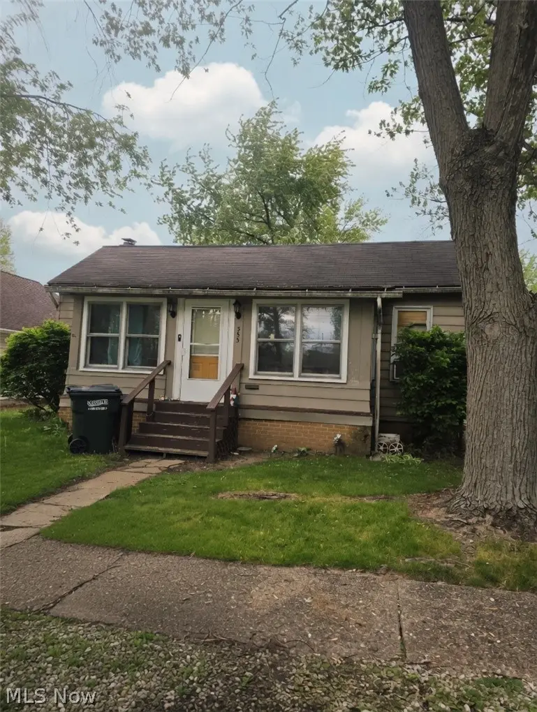 355 E Oregon Avenue, Sebring, OH 44672 - #1