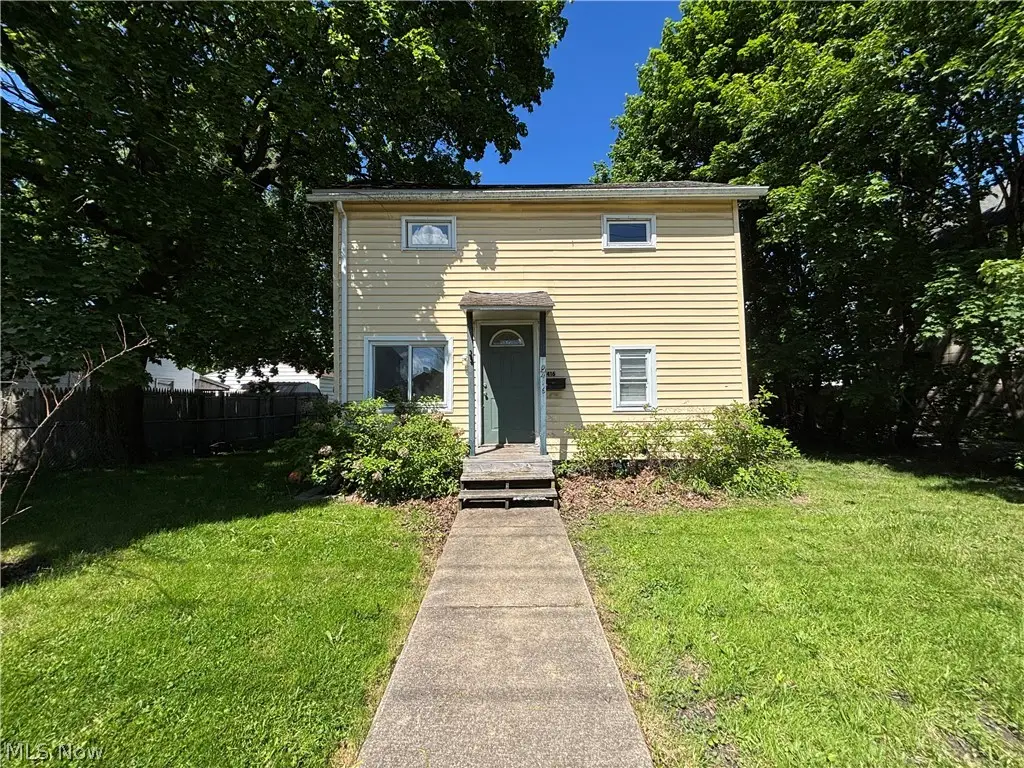 416 N Cedar Avenue, Niles, OH 44446 - #1