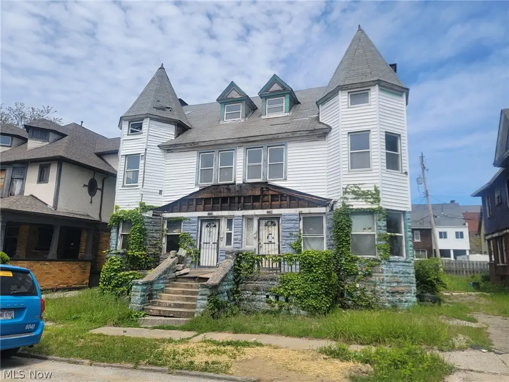 1737 Lakefront Avenue, East Cleveland, OH 44112 - #1