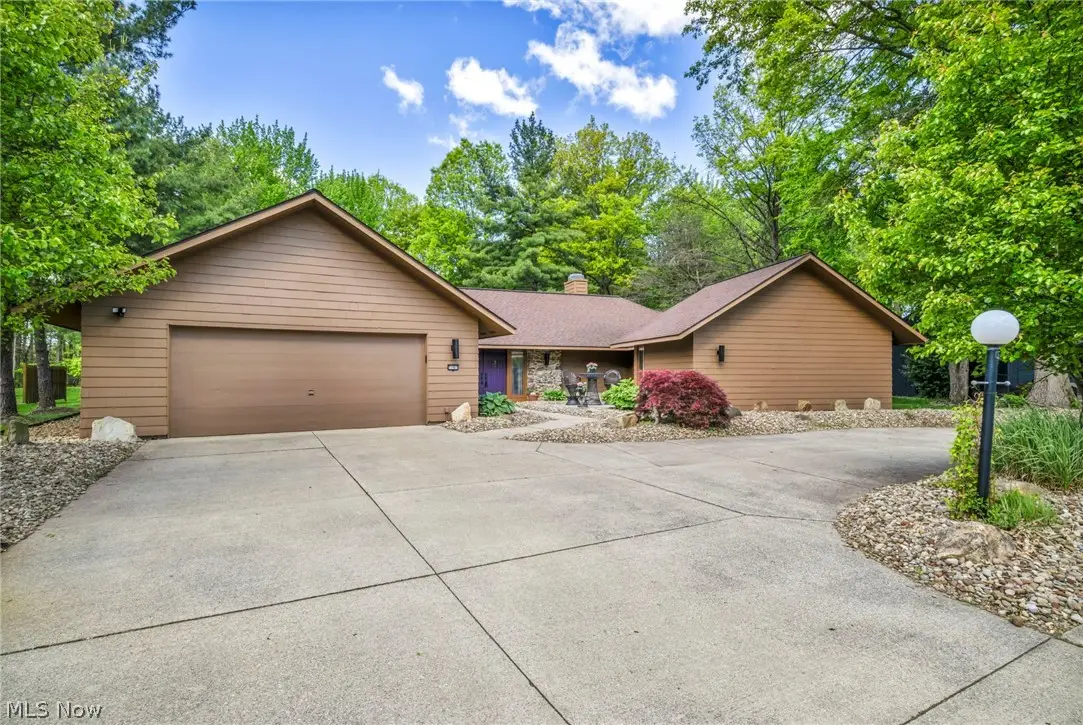 21903 Meadows Edge Lane, Strongsville, OH 44149 - #1