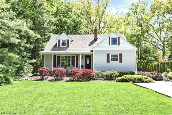 32207 Lake Road, Avon Lake, OH 44012