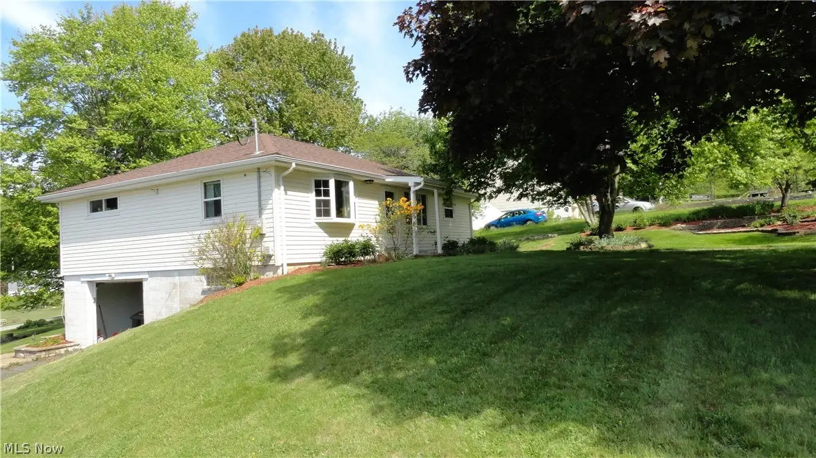 11 Lamp Post Lane, New Cumberland, WV 26047 - #1
