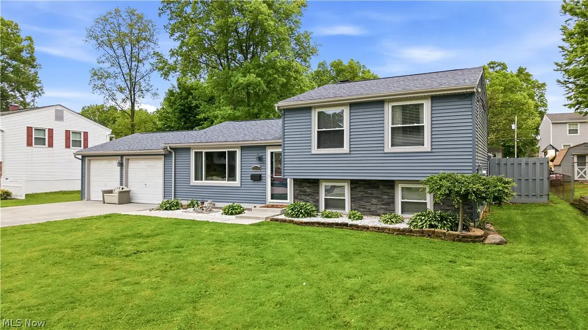 2219 Woodland Trace Street, Austintown, OH 44515 - #1