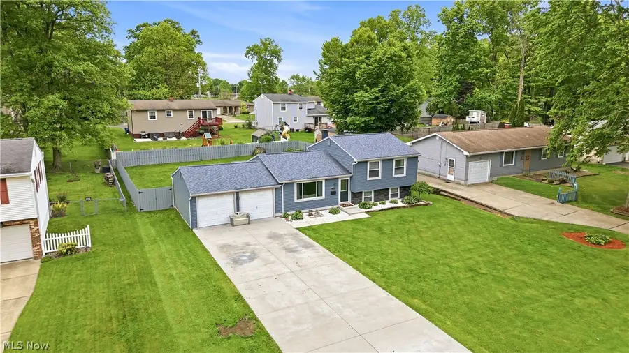 2219 Woodland Trace Street, Austintown, OH 44515 - #2