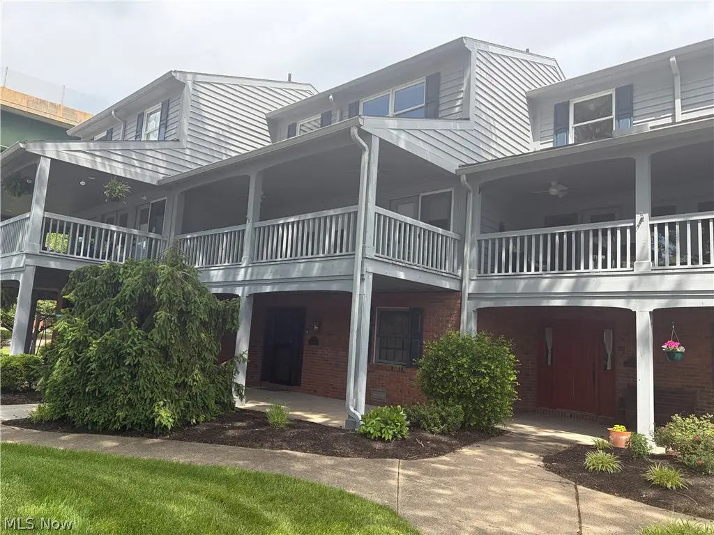 303 Ohio Street, Marietta, OH 45750 - #1
