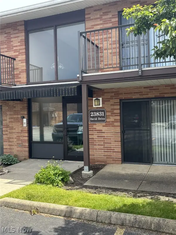 23831 David Drive #205, North Olmsted, OH 44070