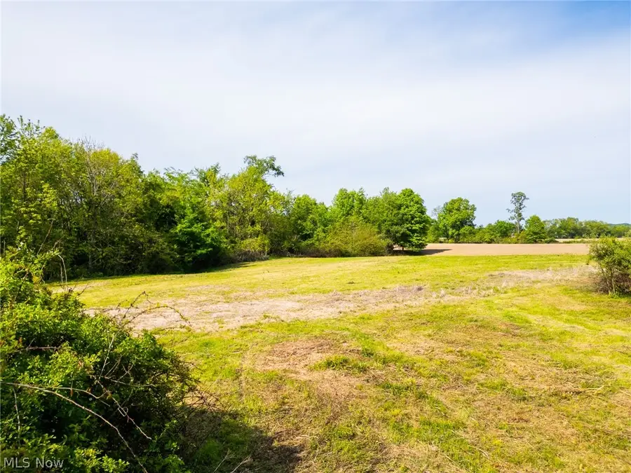 5123 School House Road, Frazeysburg, OH 43822 - #3