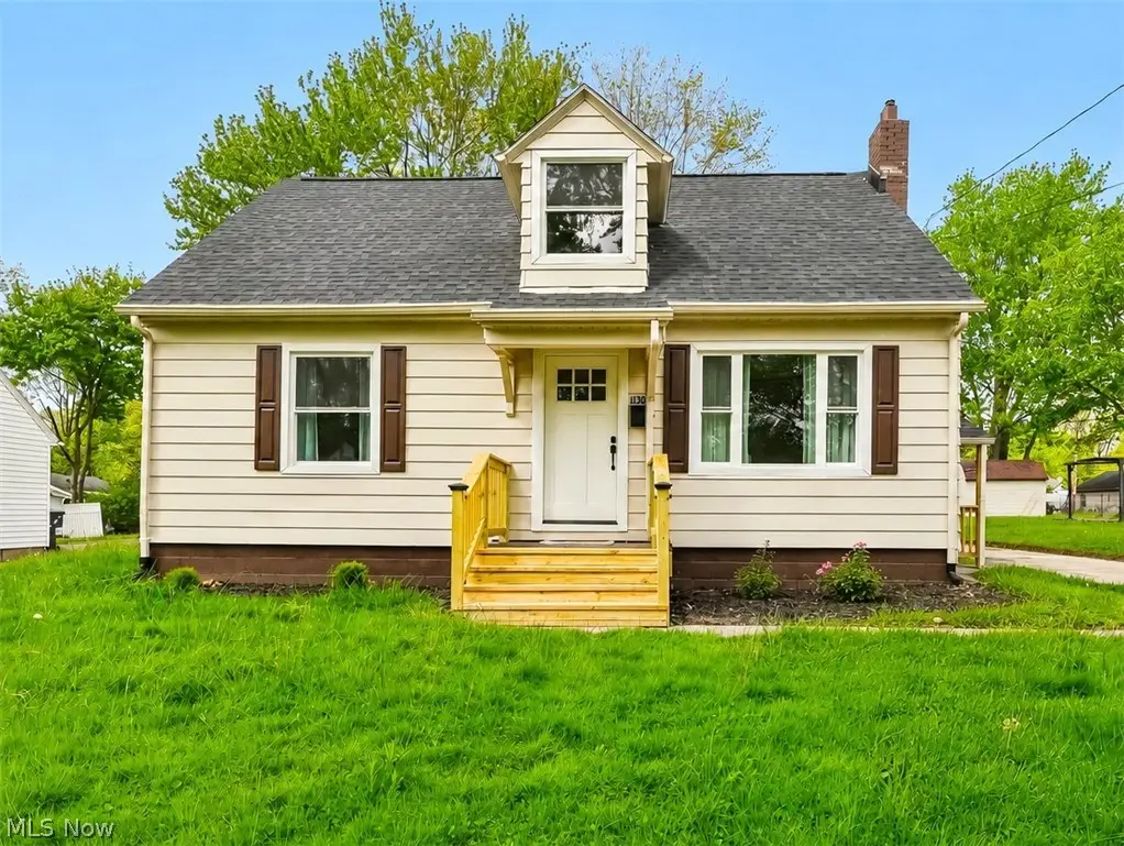 1130 Riverview Nw Street, Warren, OH 44485 - #1