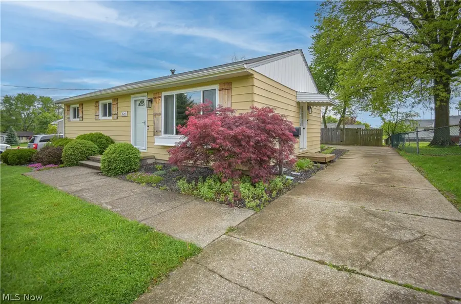 526 N Harmony Street, Medina, OH 44256 - #3