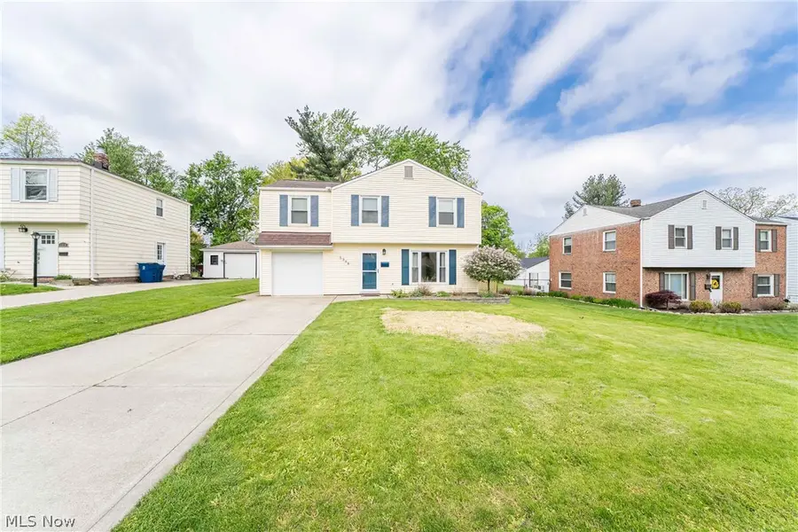 5368 Strawberry Lane, Willoughby, OH 44094 - #2