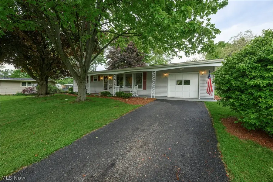 324 Lynn Nw Circle, Canton, OH 44708 - #2
