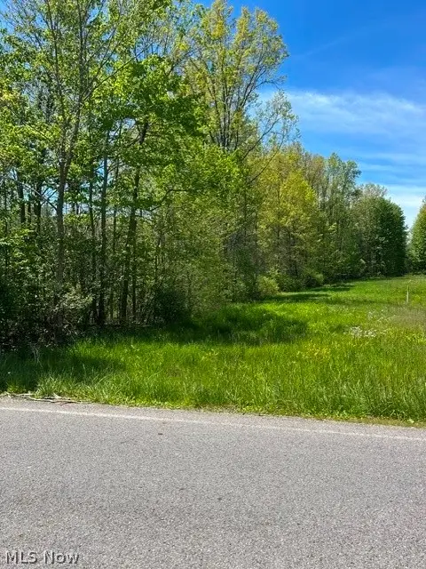8086 S Raccoon Road, Canfield, OH 44406