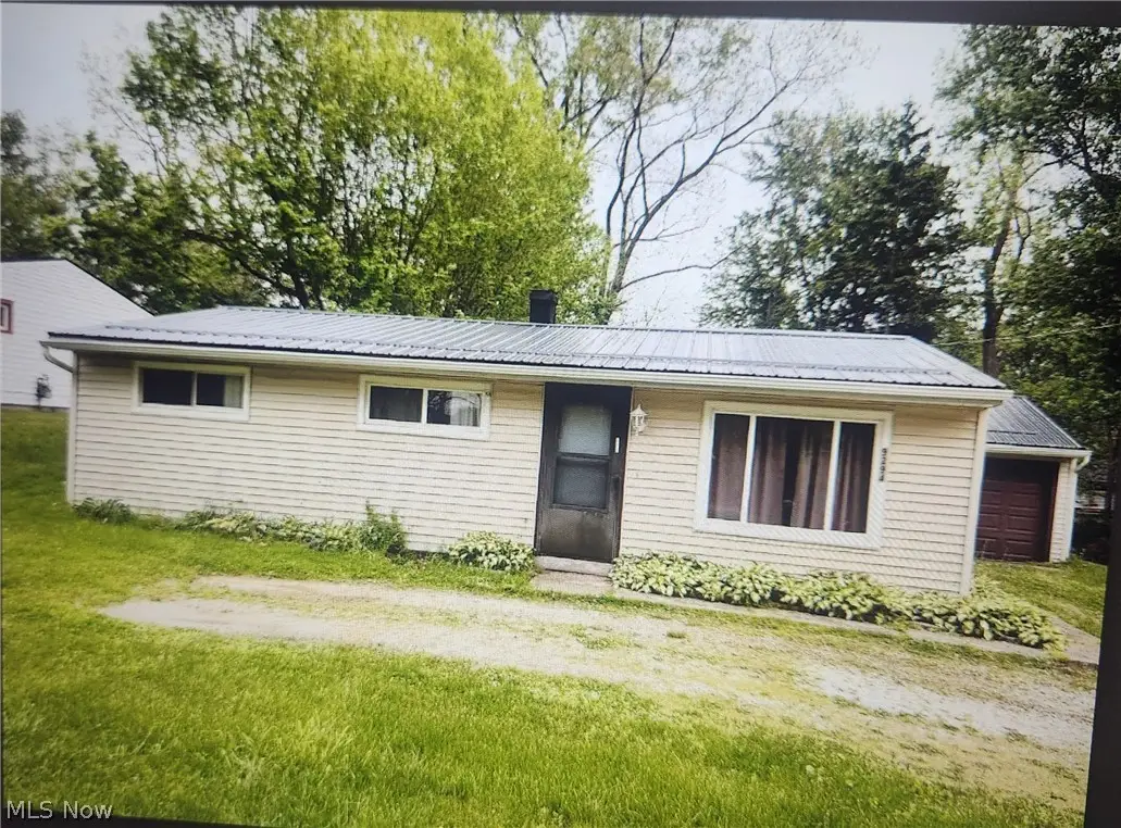9294 Price Road, Ravenna, OH 44266 - #1