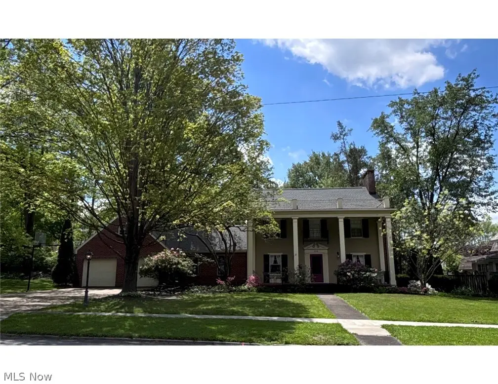 622 Overlook Drive, Alliance, OH 44601 - #1