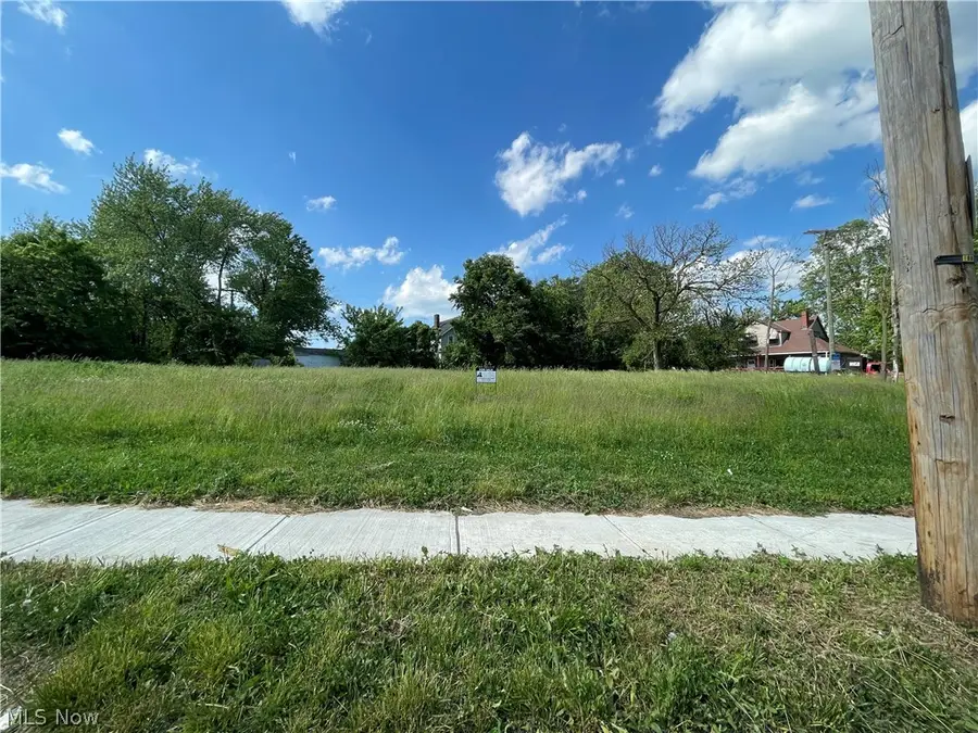 14801 Woodworth Road, Cleveland, OH 44112 - #2