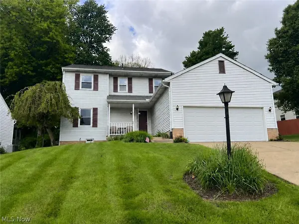 1505 Democracy Nw Drive, North Canton, OH 44720