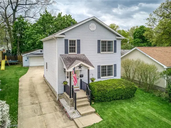 412 Lincoln Avenue, Cuyahoga Falls, OH 44221