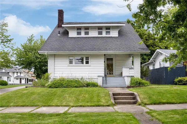 2206 S Linden Avenue, Alliance, OH 44601