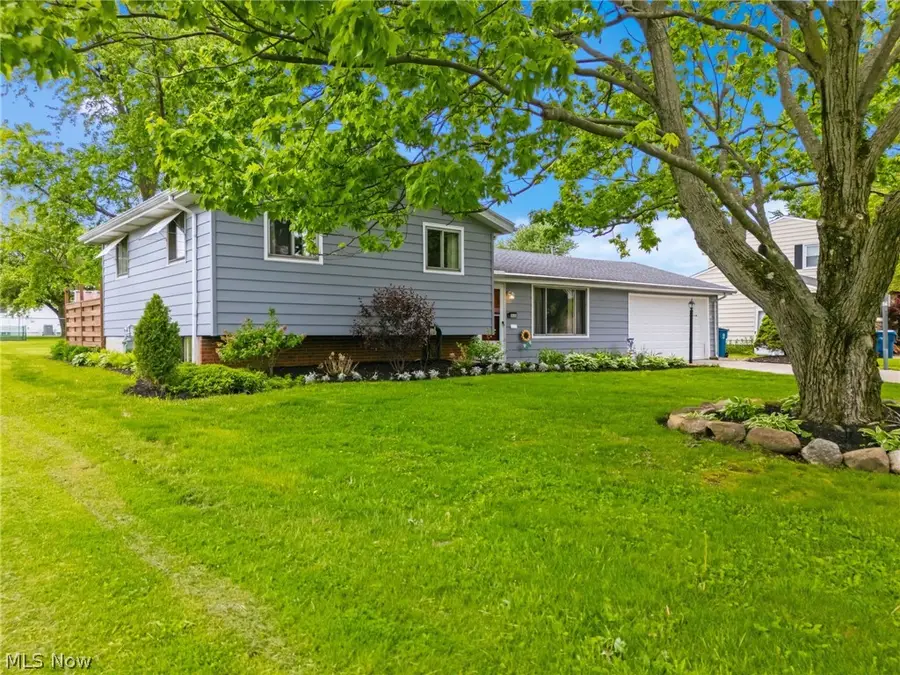 2533 W 37th Street, Lorain, OH 44053 - #3
