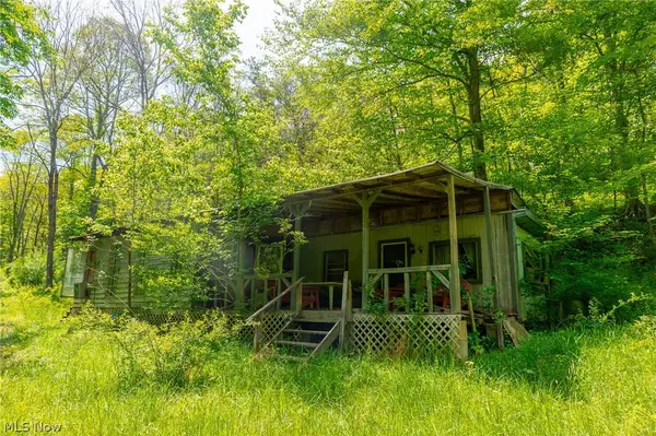 6100 Rockville Road, Blue Rock, OH 43720