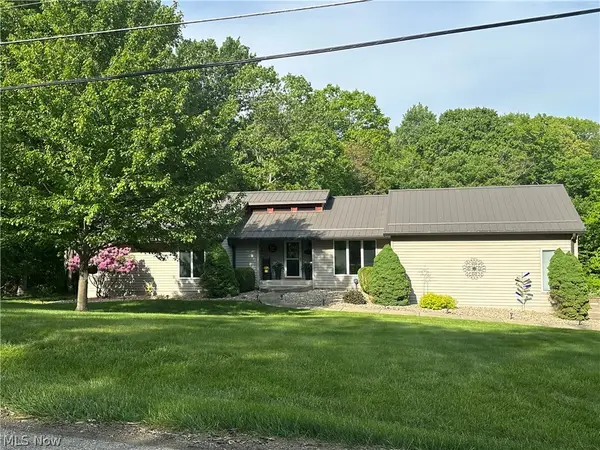 5540 Dillon Hills Drive, Nashport, OH 43830