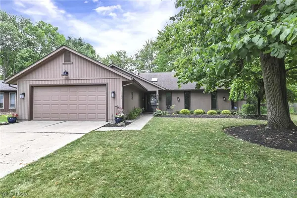 14855 Hartford Trail, Strongsville, OH 44136
