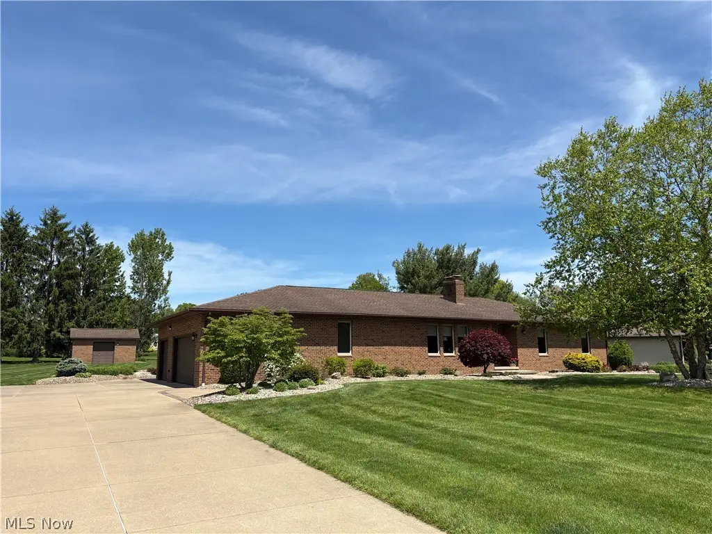 2615 Canaan Drive, Uniontown, OH 44685 - #1