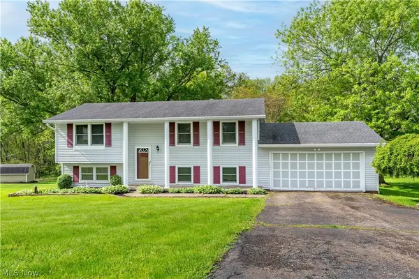 1478 Plateau Ne Street, Uniontown, OH 44685