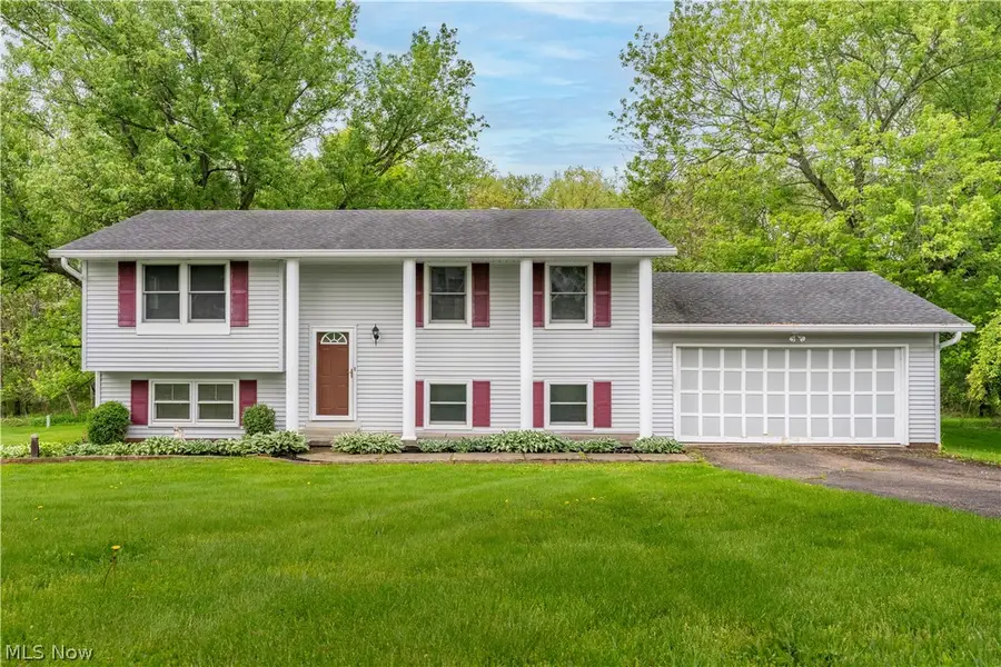 1478 Plateau Ne Street, Uniontown, OH 44685 - #2