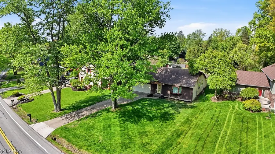 5770 Bradley Road, North Olmsted, OH 44070 - #3