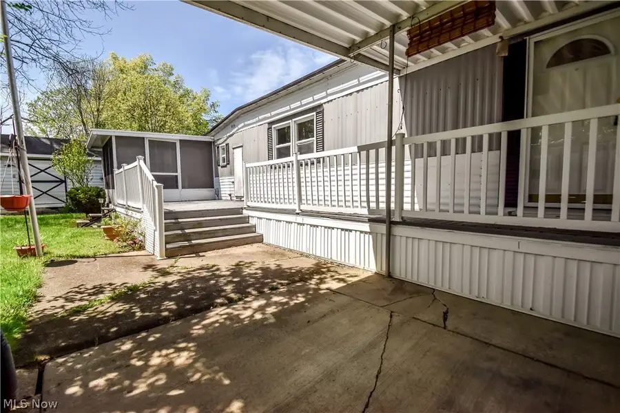 112 Lakeside Sw Way, Warren, OH 44481 - #2