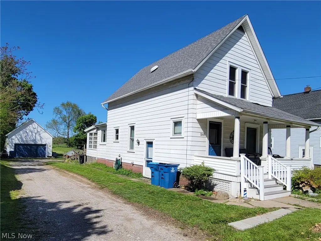 349 W Maple Street, Hartville, OH 44632 - #1