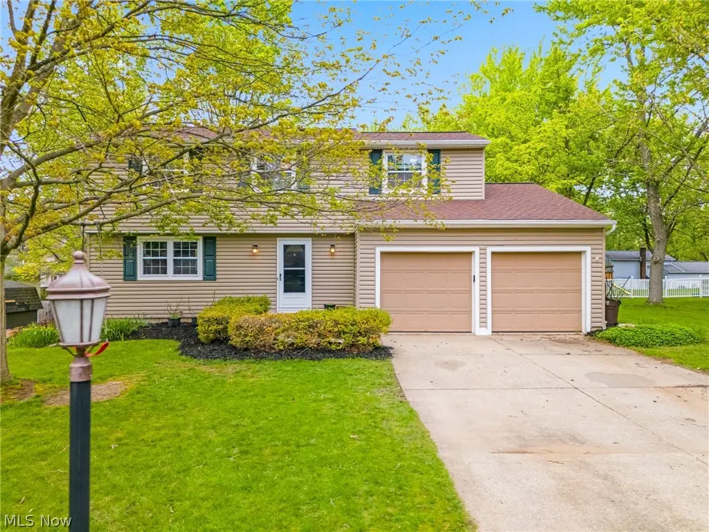 4501 Chatwood Drive, Stow, OH 44224 - #1