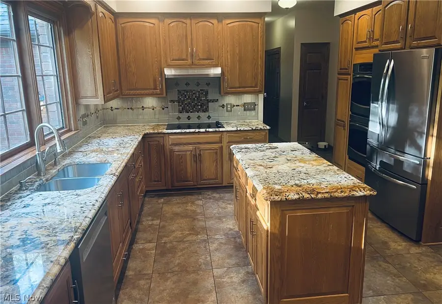 8536 Cherry Hill Place, Boardman, OH 44514 - #2