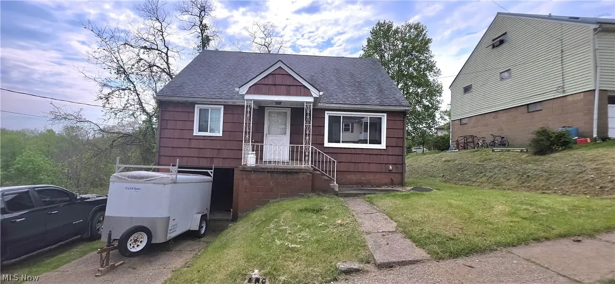146 N 21st Street, Weirton, WV 26062 - #1