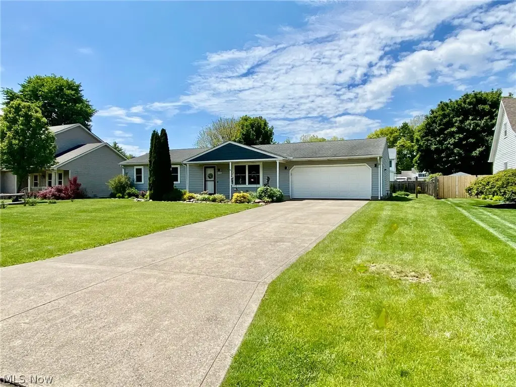 578 Fieldstone Drive, Amherst, OH 44001 - #1