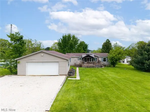 12883 Patterson Road, North Lawrence, OH 44666