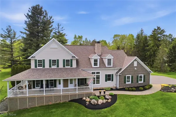18130 Greatwood Lane, Chagrin Falls, OH 44023