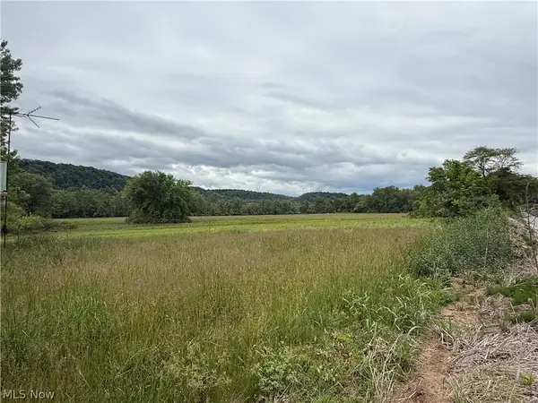 N Pleasants Highway, St Marys, WV 26170