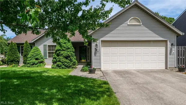 508 Hampton Drive, Elyria, OH 44035