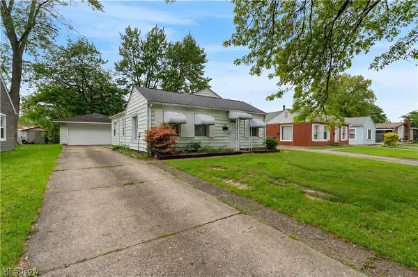 485 Grosvenor Nw Avenue, Massillon, OH 44647