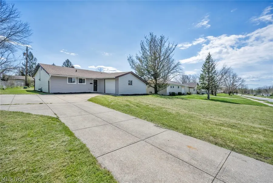 5863 Kimberly Drive, Bedford Heights, OH 44146 - #3