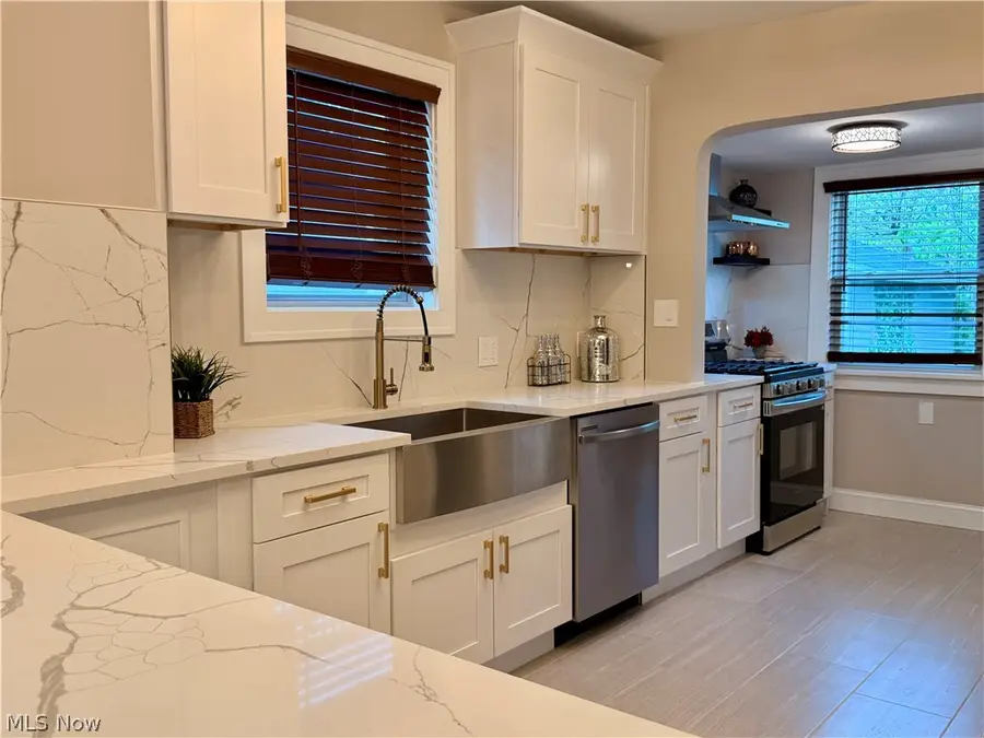 3288 Silsby Road, Cleveland Heights, OH 44118 - #2