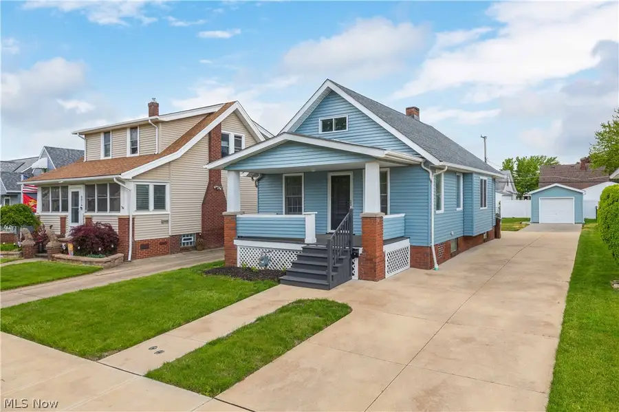 8012 Spring Garden Road, Parma, OH 44129 - #2